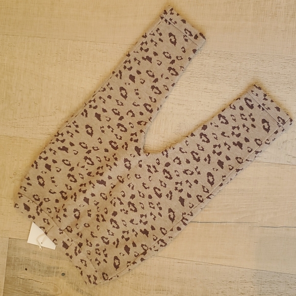 NWT Zara Knit Leopard Print Pants - Picture 3 of 3
